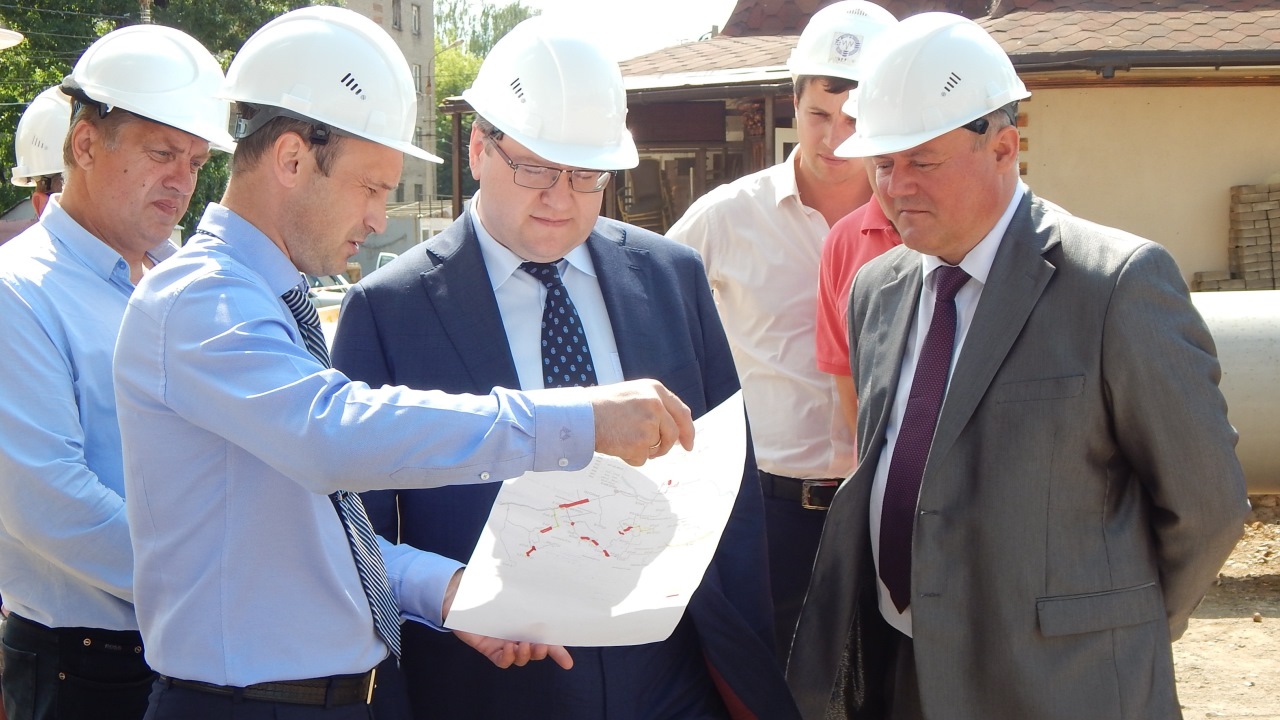 Семен Сазонов проинспектировал ход ремонтной кампании в Смоленске